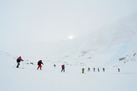 原住民工藝與登山裝備：從傳統獵具到現代戶外用品